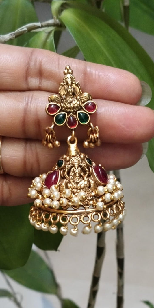 Regal Bloom Jhumka