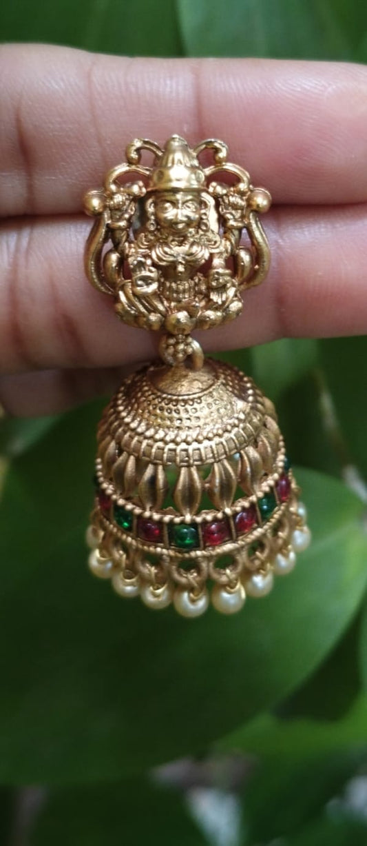 Divyana Jhumka