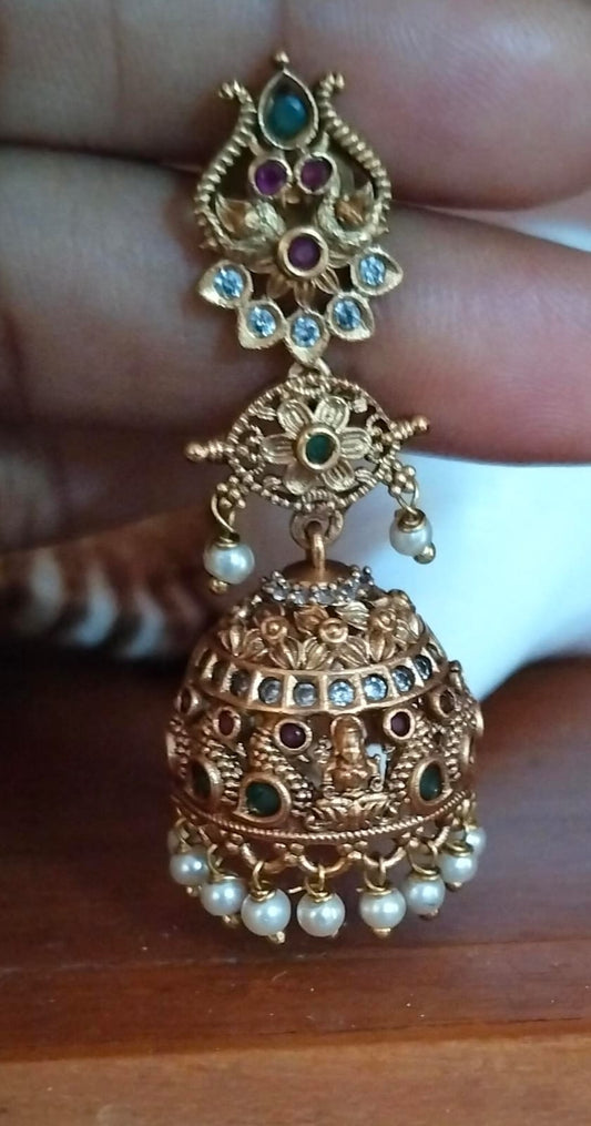 Tarunika Jhumka