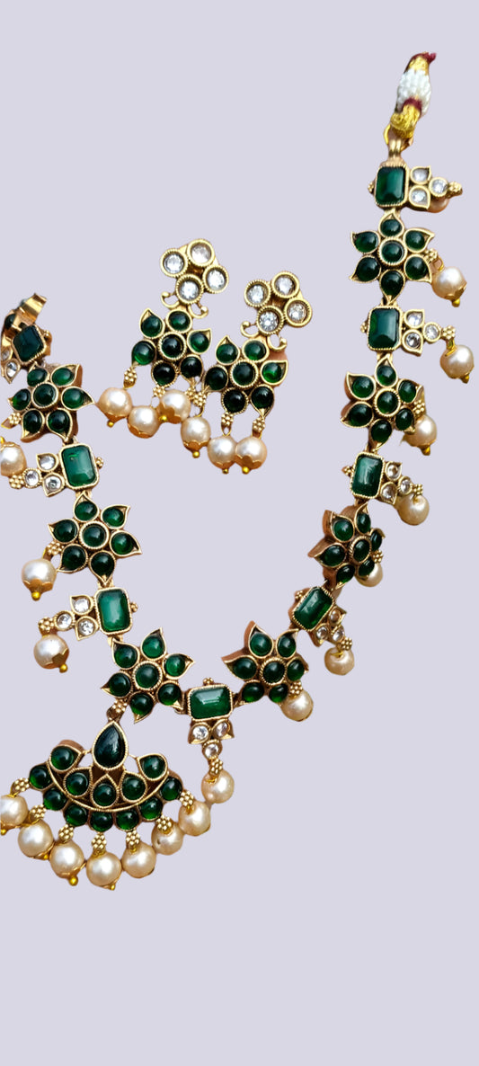 Kusumrekha Necklace