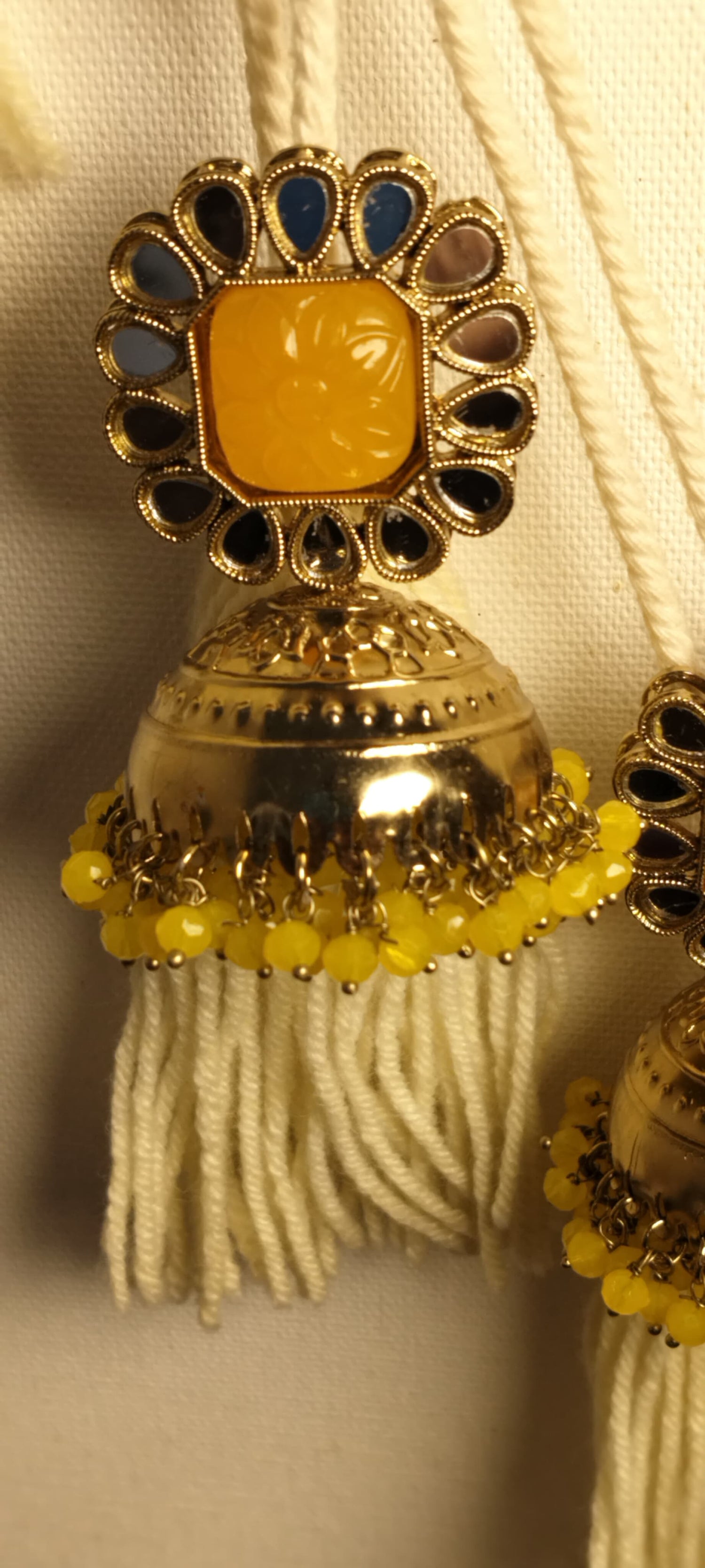 Ainakriti Jhumka