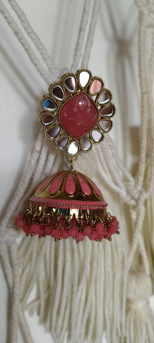 Taraashi Jhumka